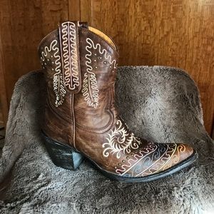 Old Gringo embride boots